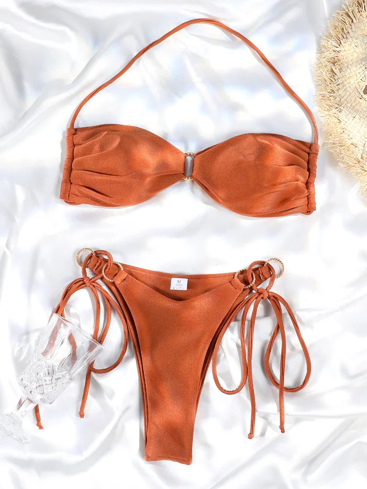 Plissierter Mikro-Bikini mit Cut-Out & Bandagen-Design
