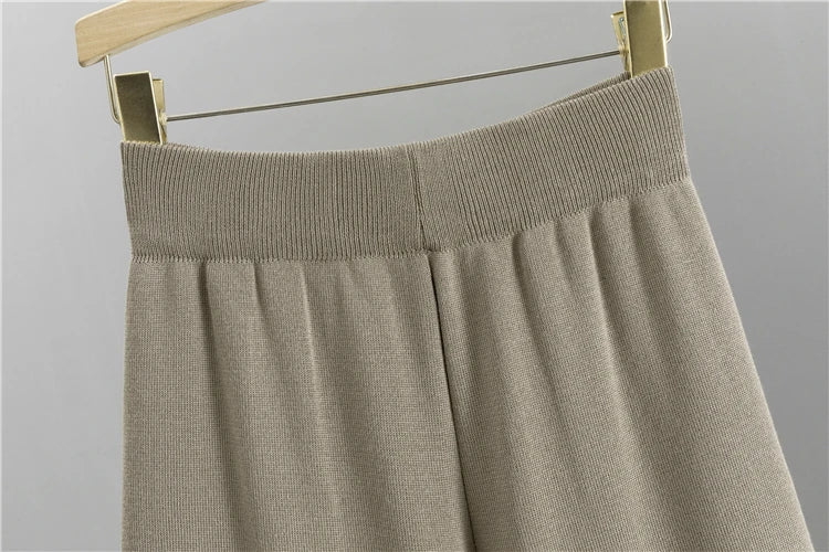 3-teiliges Strick-Set – Cardigan, Pullover & Hose