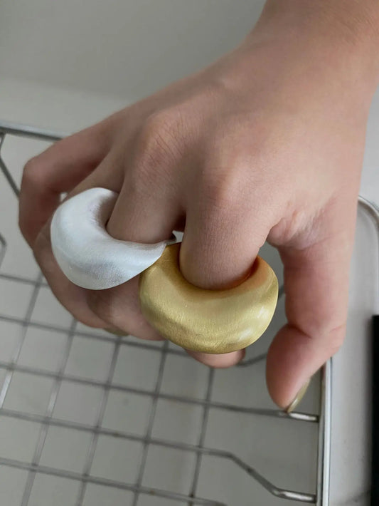 Verstellbare Chunky-Ringe im geometrischen Design